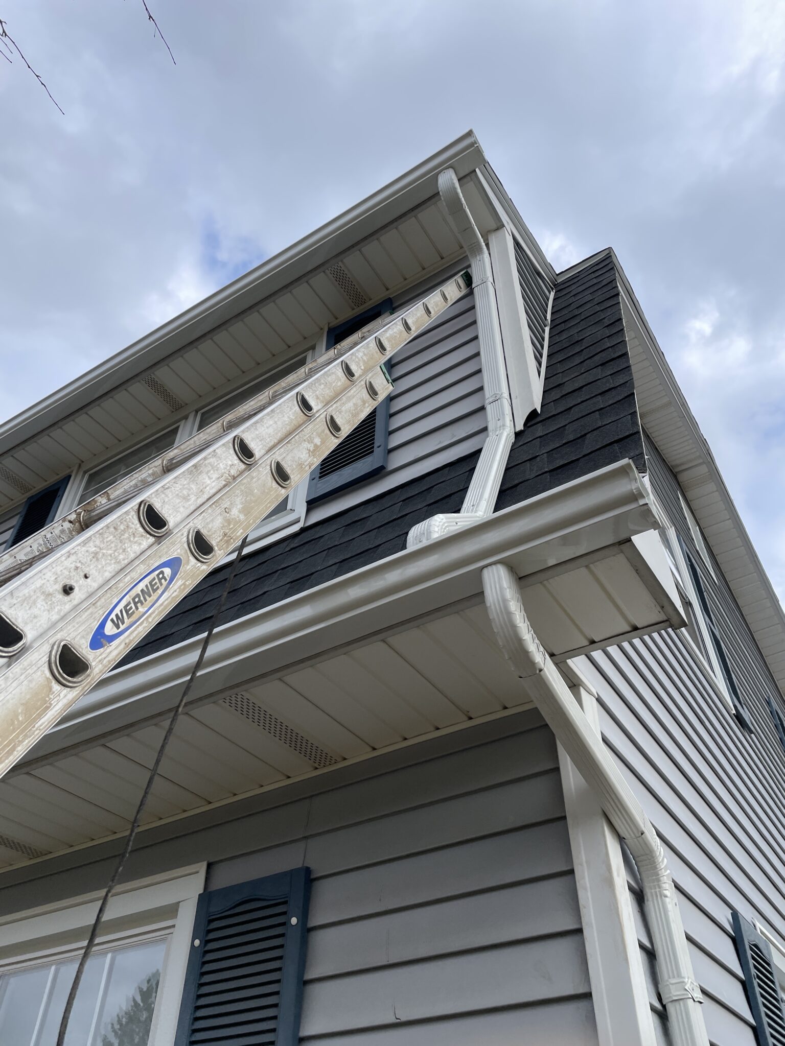 Newark seamless gutter installation near me